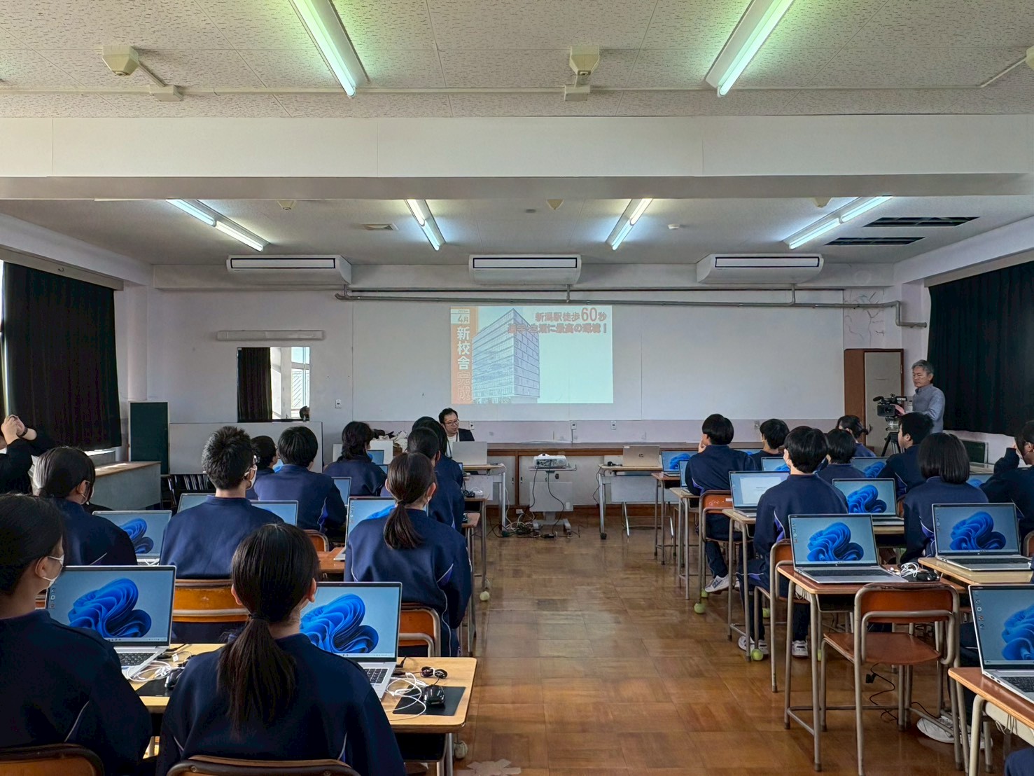 生成AI_楽曲・ジャケット作成体験】中学生ICT活用向上イベントに参加